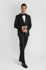 بدلة رسمية أنيقة